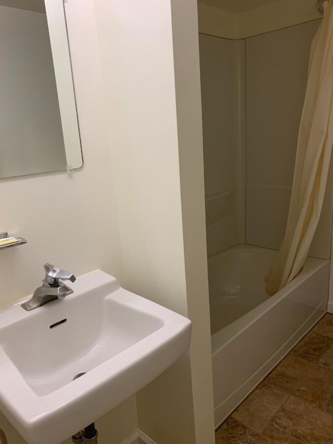 Express Inn Lakehurst Экстерьер фото